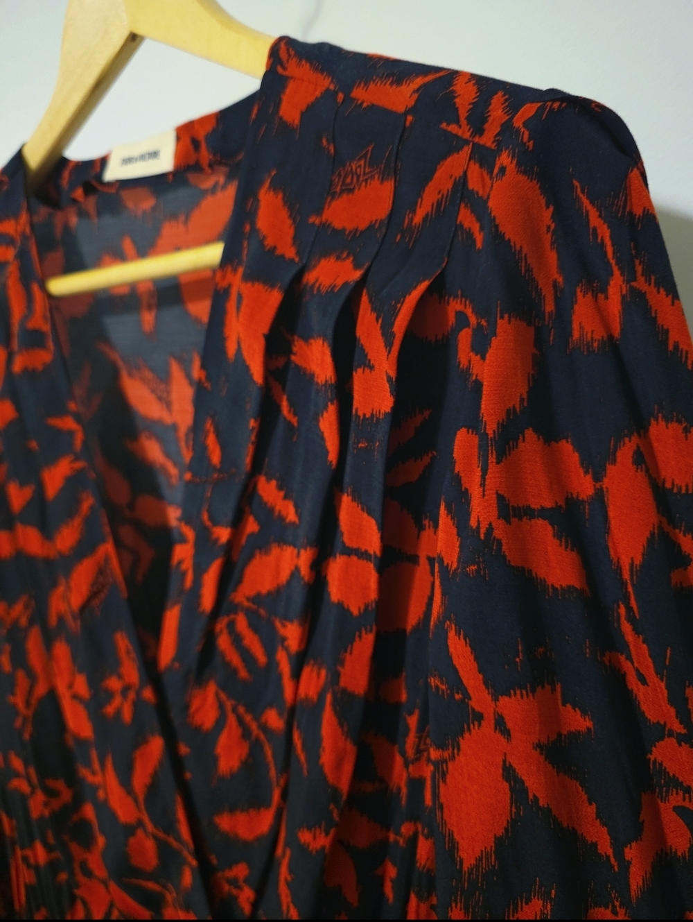 Zadig & Voltaire Red Black Floral Pattern Mini Dress With Pleated Skirt Size L - Picture 7 of 12